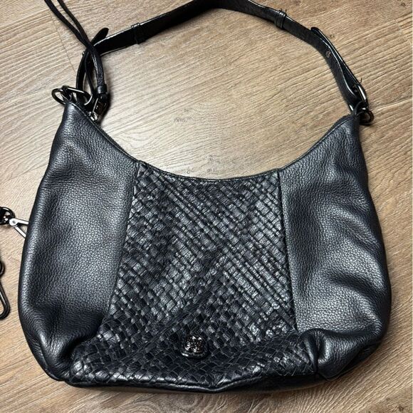 Elliot Lucca | Black Leather Two Way Crossbody Bag‎ - Picture 10 of 11